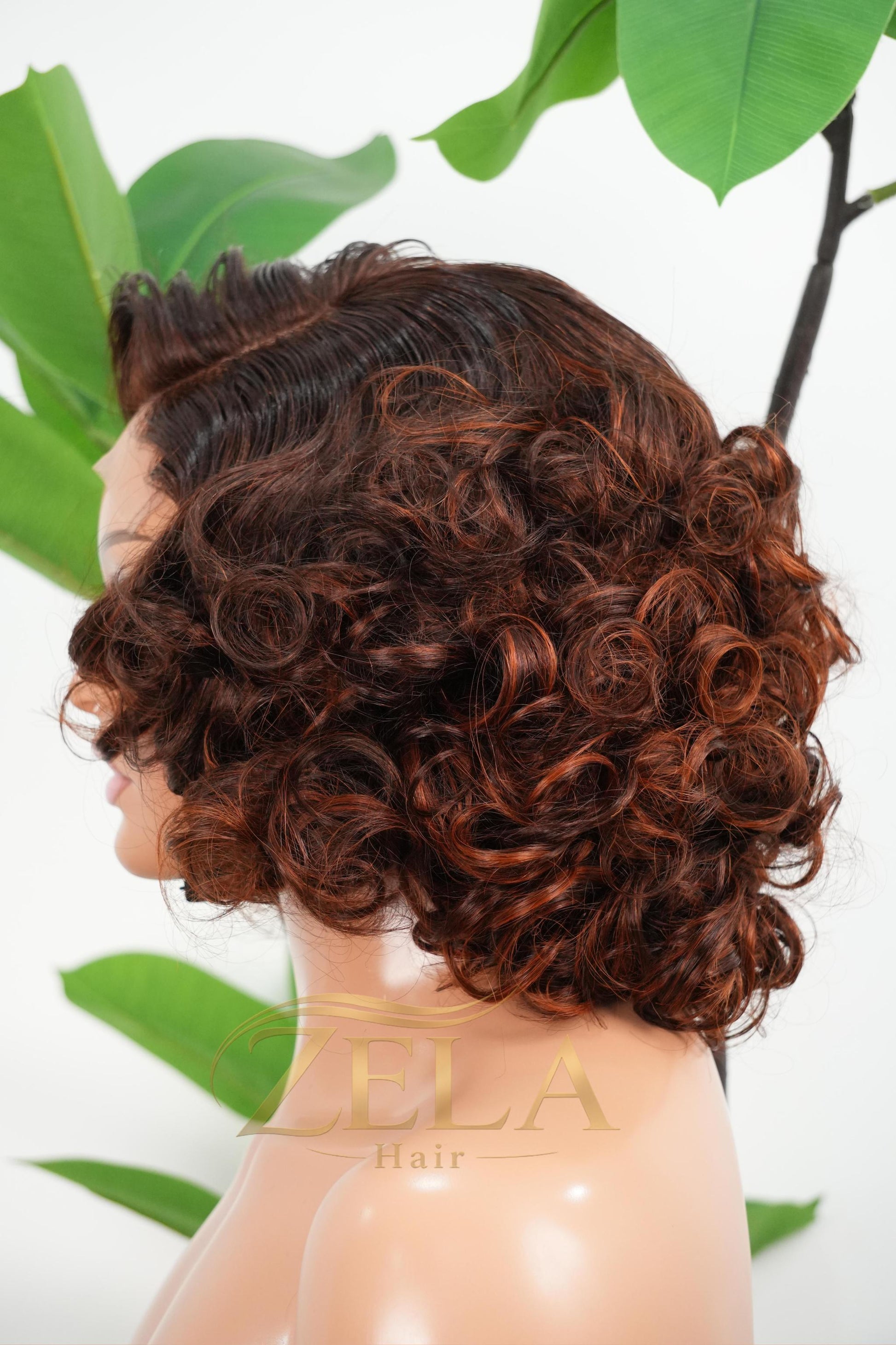 12 inch bouncy curly bob wig P4/350 color 5x5 lace closure human hair